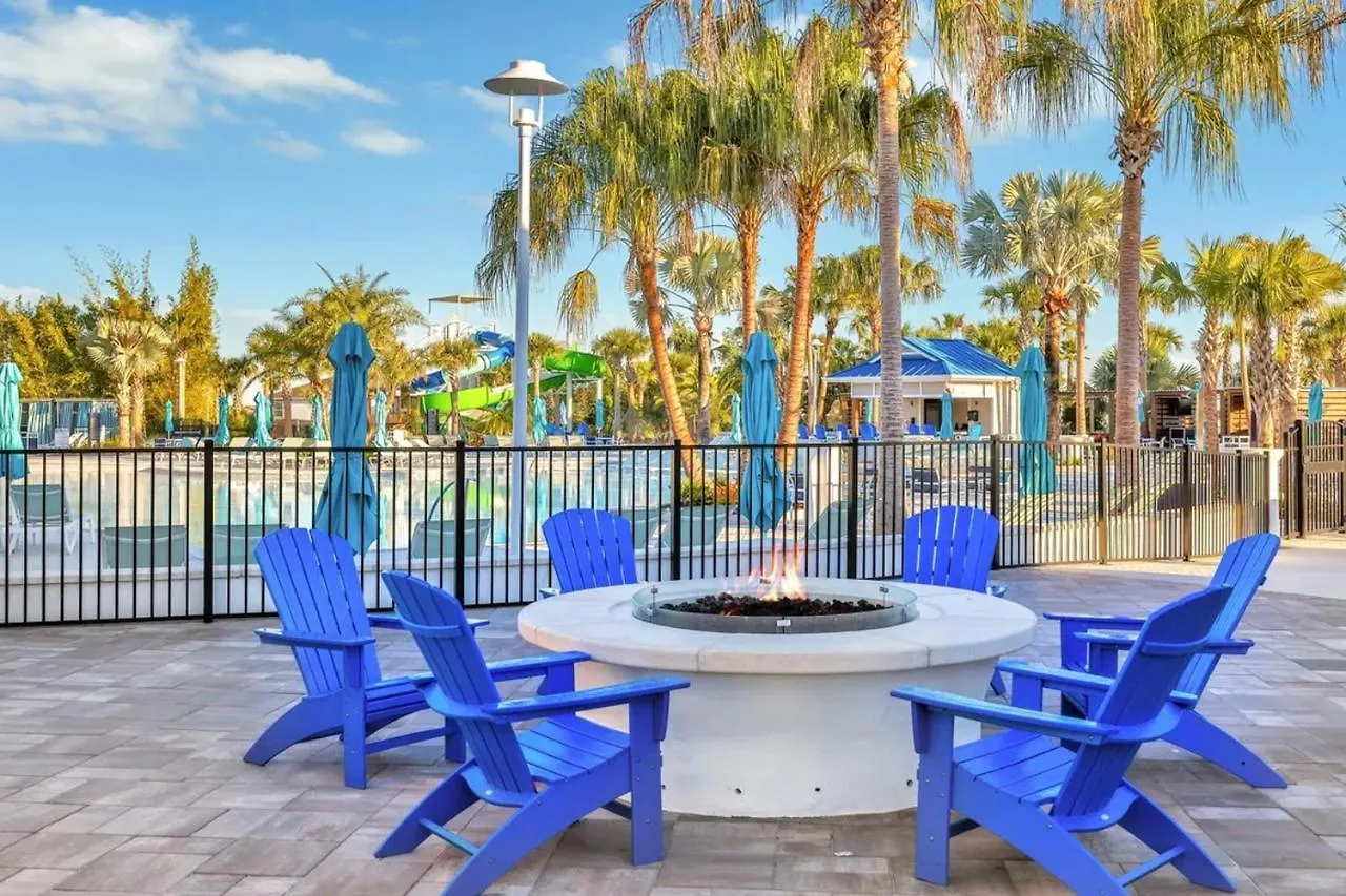 Davenport Darling In Windsor Island Villa